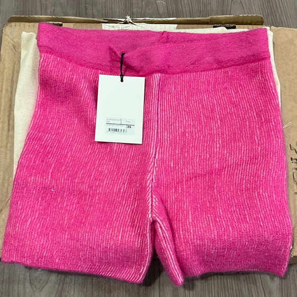 Jacquemus Arancia Shorts in hot pink. NWT and gift bag.